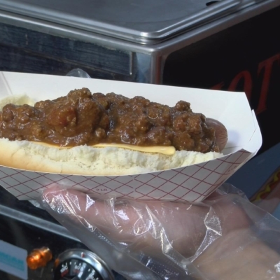 OUTPOST FOOD CHILI DOG
